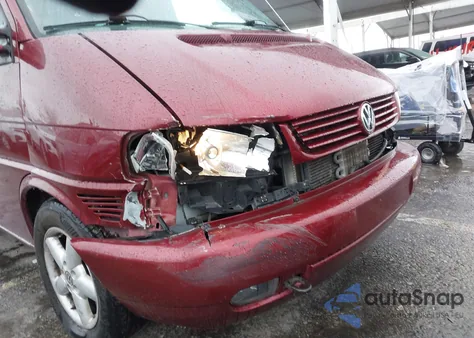 2001 Volkswagen Eurovan Gls z USA, uszkodzony, nr VIN WV2KB47041H153288